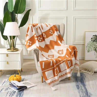What Is The Best Type Of Tablecloth?